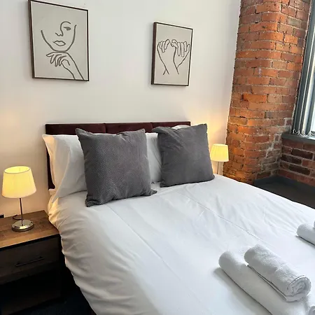 The Amethyst Suite Manchester Exterior foto